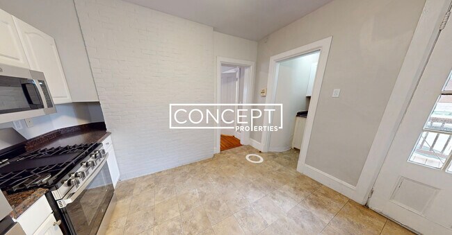 Building Photo - 63A Dana St. Unit 8B