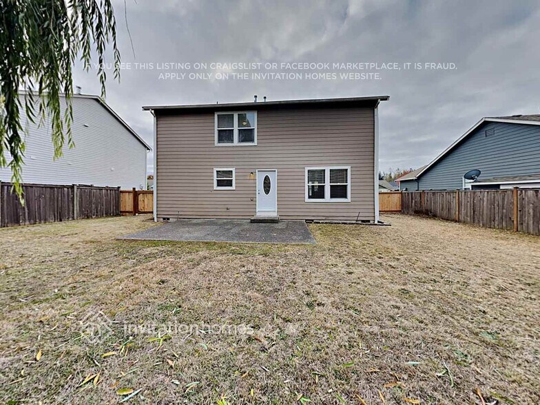 Building Photo - 13009 171st St E