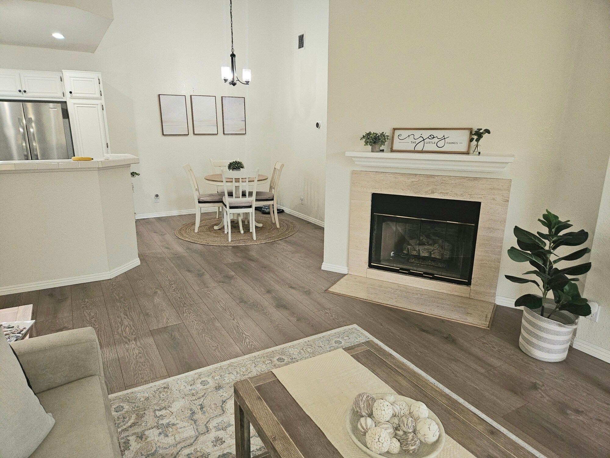 Building Photo - 631 Oak Run Trl