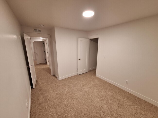 Building Photo - 5116 Rustic Patch Rd