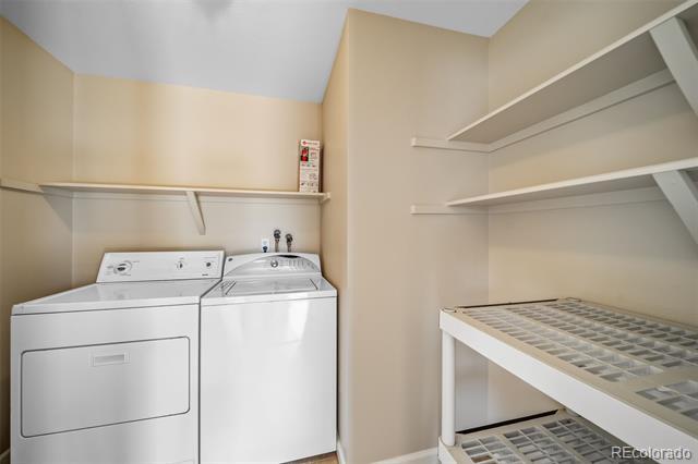 Building Photo - 6521 S Pontiac Ct