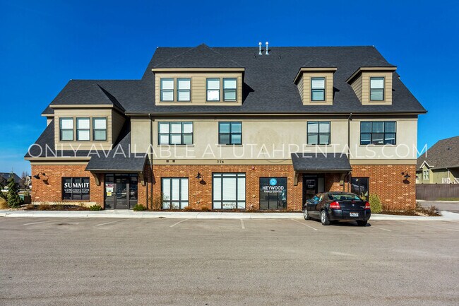 Building Photo - 774 S 1600 W