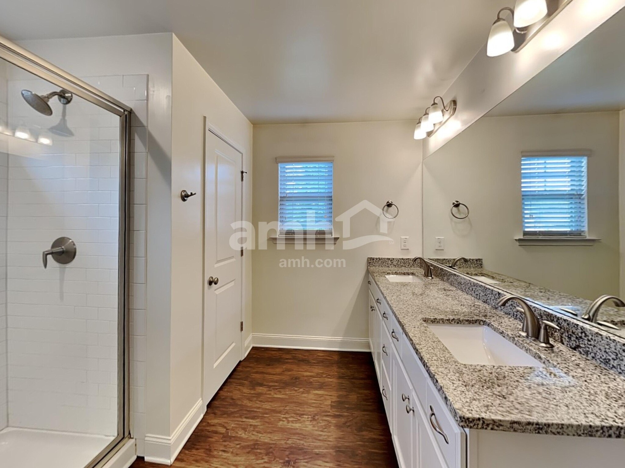 Building Photo - 264 Makenna Dr