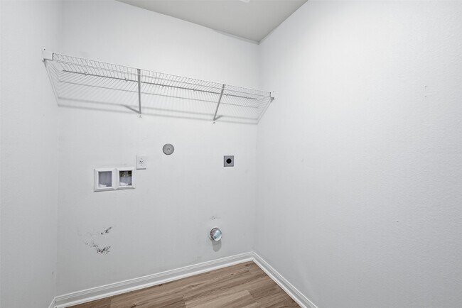 Building Photo - 340 Barrel Cactus Dr