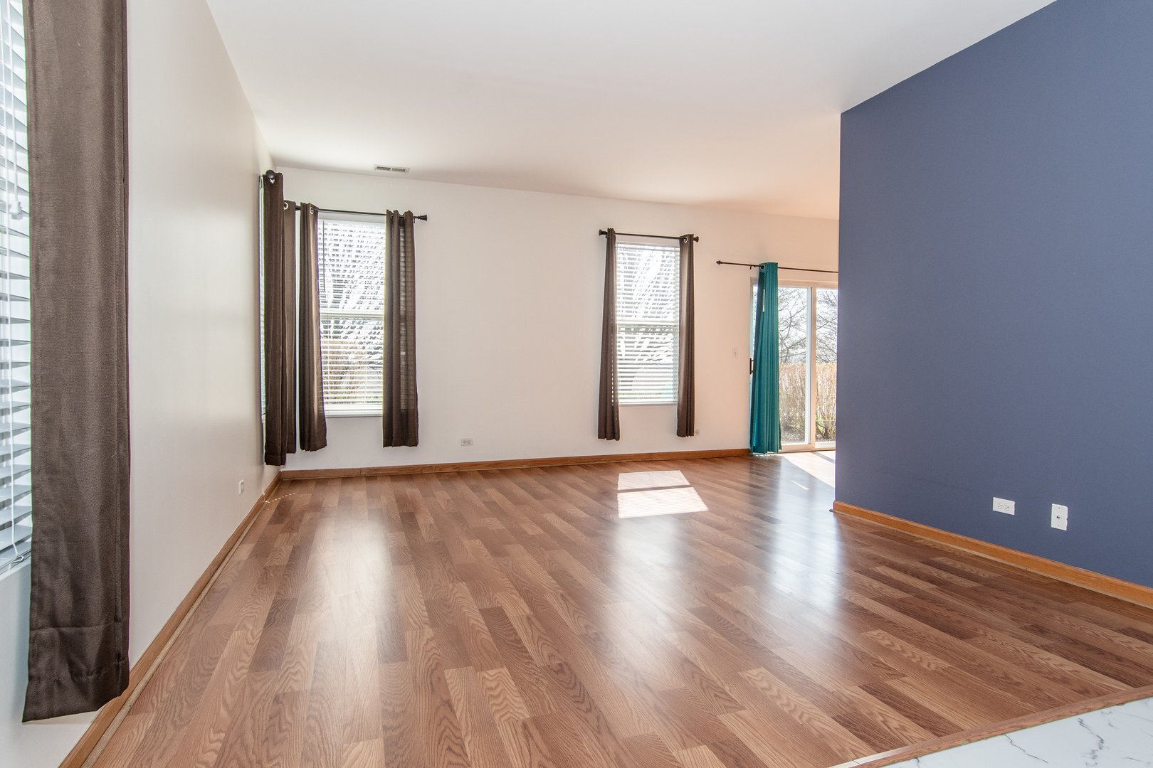 Building Photo - 4133 Blackstone Dr