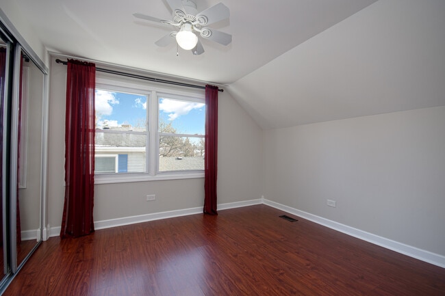 Building Photo - 317 Arapahoe Trail