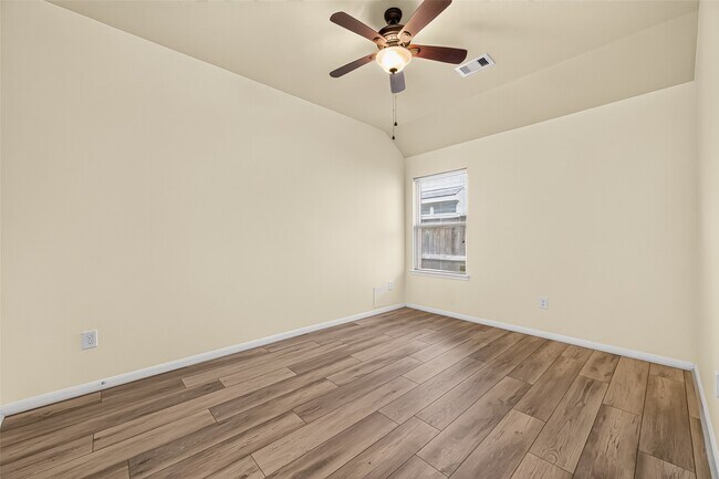 Building Photo - 6847 Tammany Manor Ln