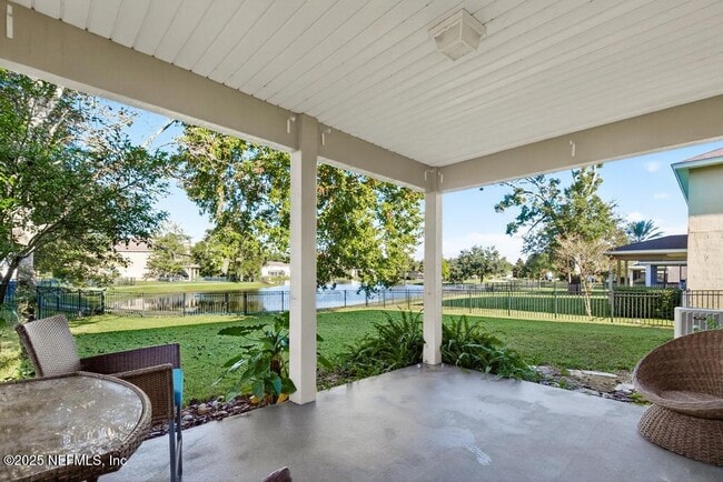 Building Photo - 612 Spruce Creek Rd