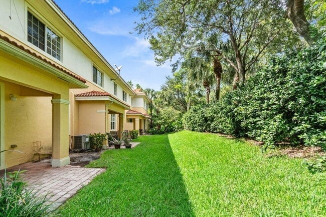 Building Photo - 7359 Briella Dr