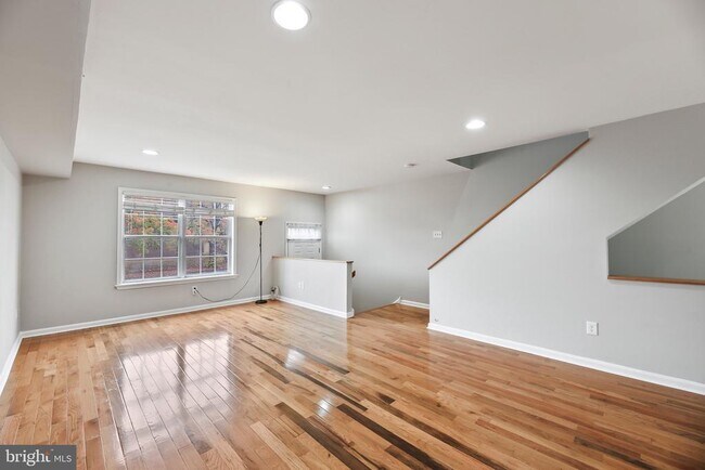 Building Photo - 6218 Lindbergh Blvd.