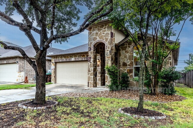 Building Photo - 12119 Sugarberry Way