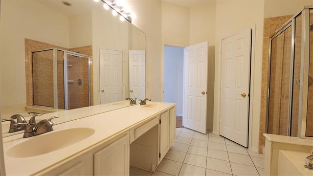 Building Photo - 205 Dorsett Ct