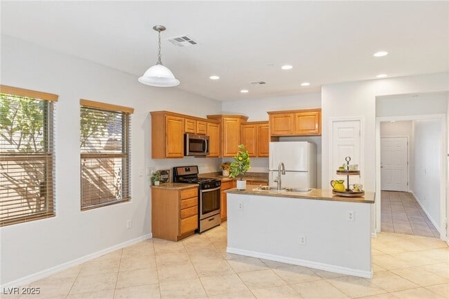Building Photo - 1077 Lemongrass Ct