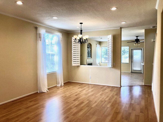 Building Photo - 1750 Nolina Ct