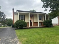 Building Photo - Vinton/Roanoke County 4 BR!