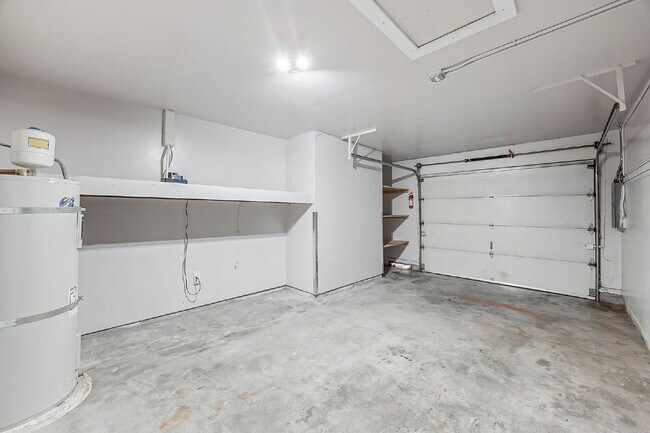 Building Photo - 9513 152nd St E
