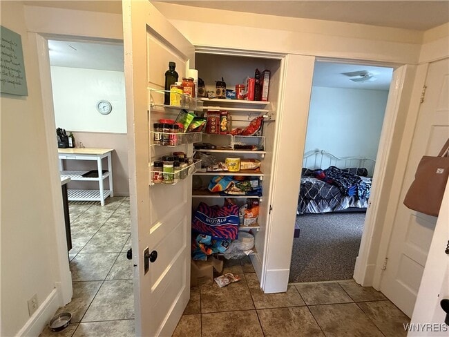 Building Photo - 58 Court St