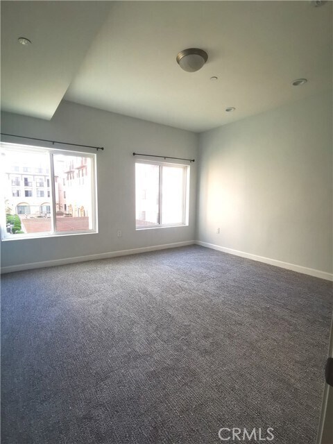 Building Photo - 28 N 3rd St