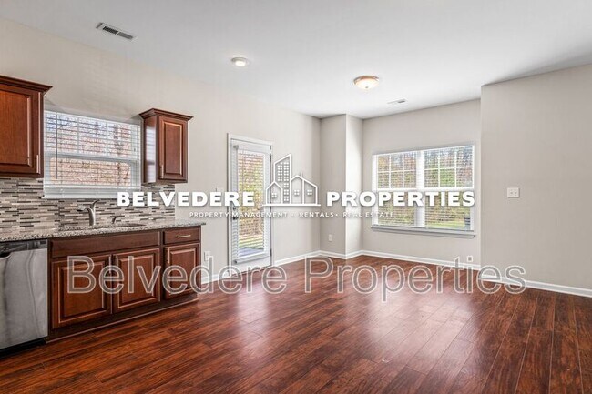 Building Photo - 116 Summerland Dr