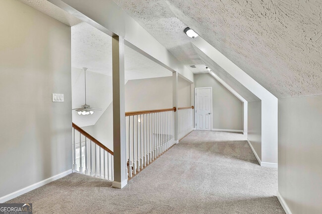 Building Photo - 45 Wildflower Cir