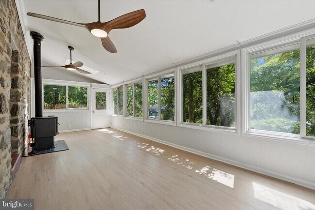 Building Photo - 433 Haverford Rd