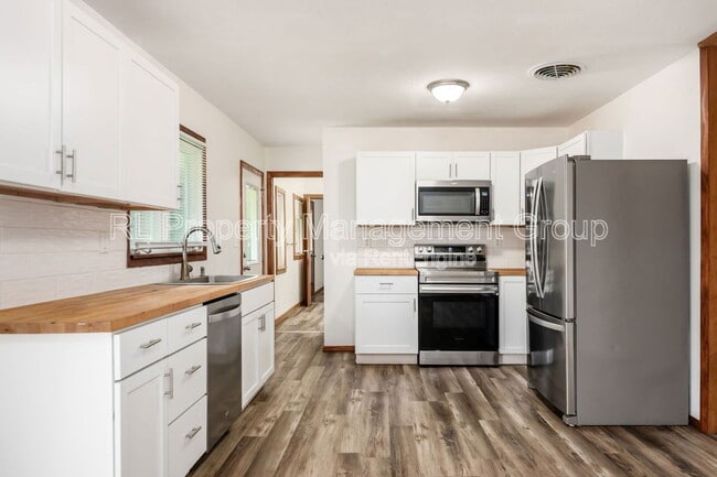 Building Photo - 259 Amfield Ct