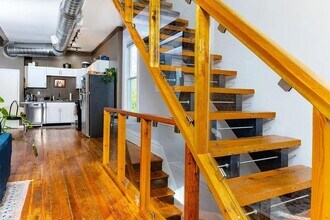 Building Photo - Stylish 3-Bedroom Apartment in Walnut Hill...