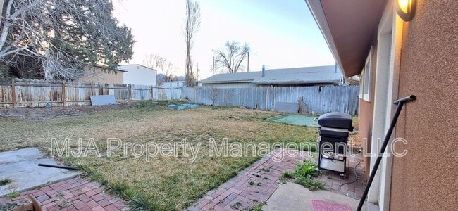 Building Photo - 460 N 1200 W