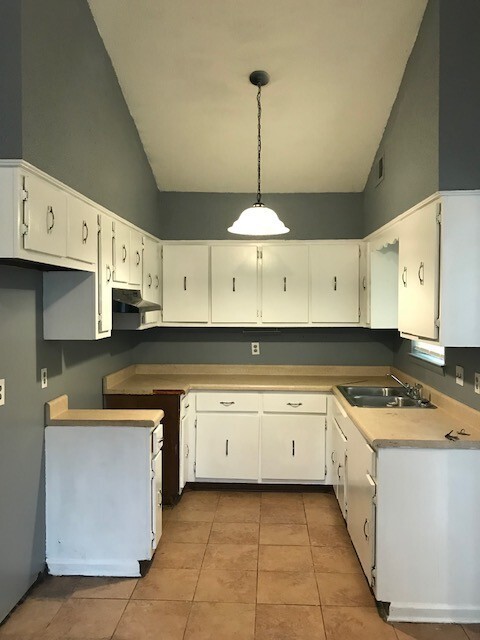 Building Photo - Awesome Northaven home for rent! Coming available soon!!