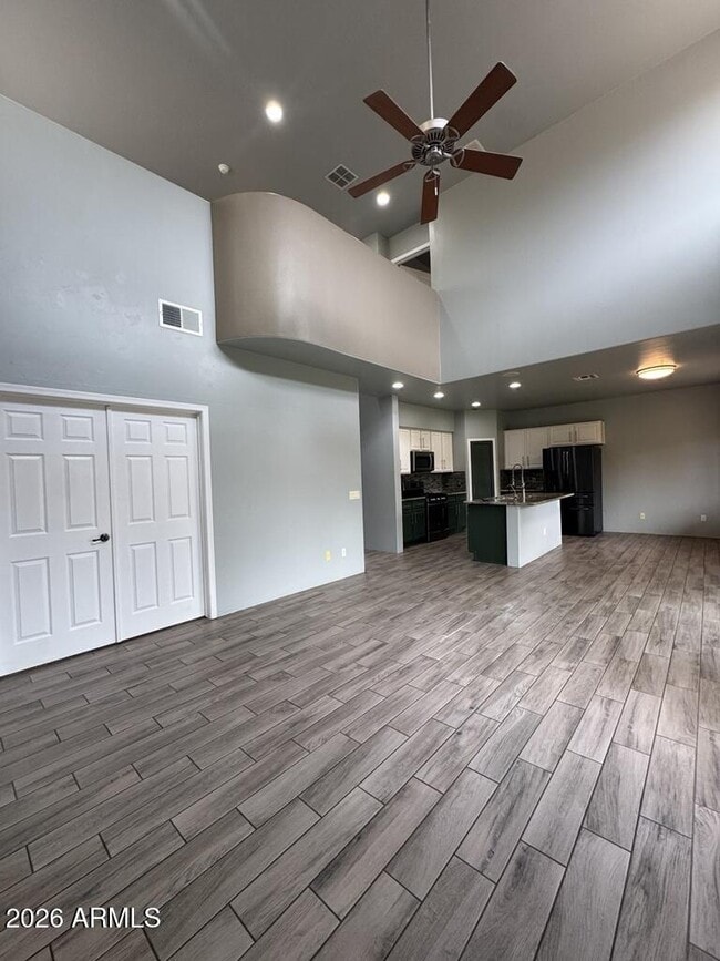 Building Photo - 1971 Knowlton St