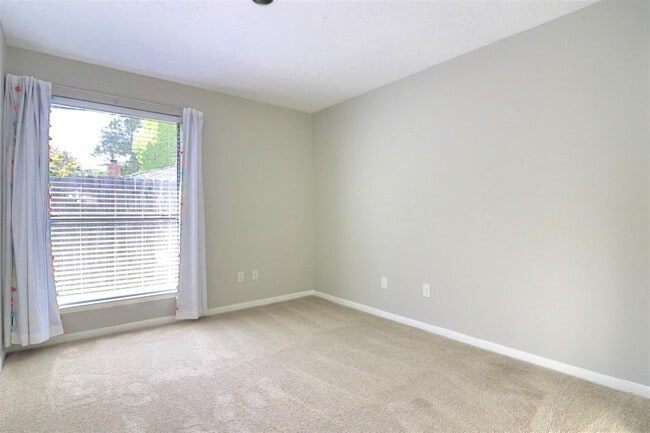 Building Photo - 12639 Ashford Hills Dr