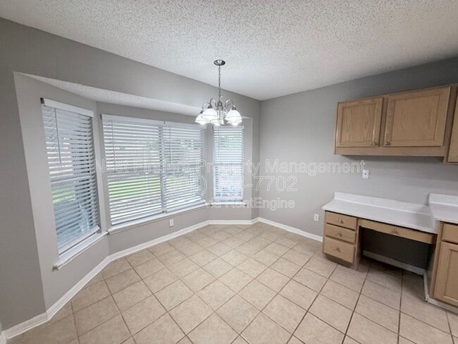 Building Photo - 816 Brookstone Ct