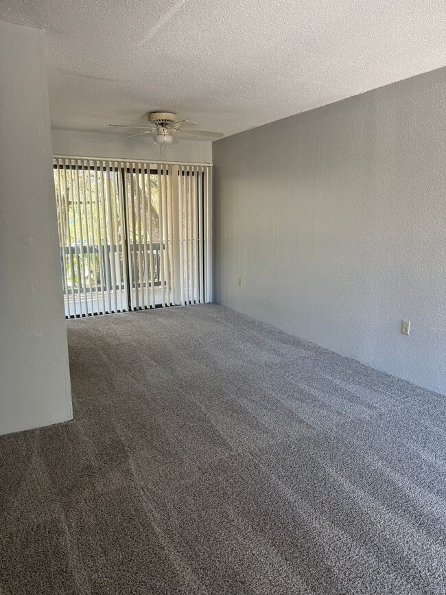 Building Photo - LEASE NOW AND ENJOY 50% OFF 2ND MONTH! Loc...