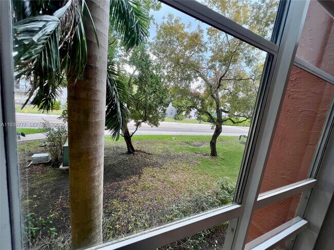 Building Photo - 210 172nd St