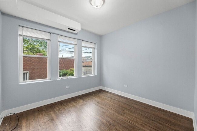 Building Photo - 7752 S Wood St