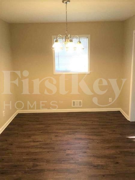 Building Photo - 2364 Tiffany Cir