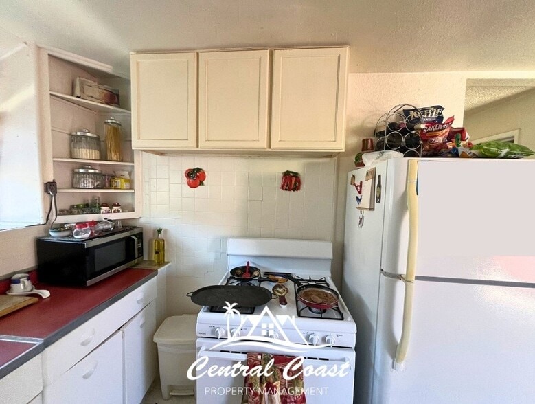 Building Photo - 0 W Park Ave