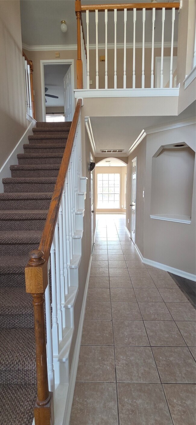Building Photo - 23715 Norton House Ln
