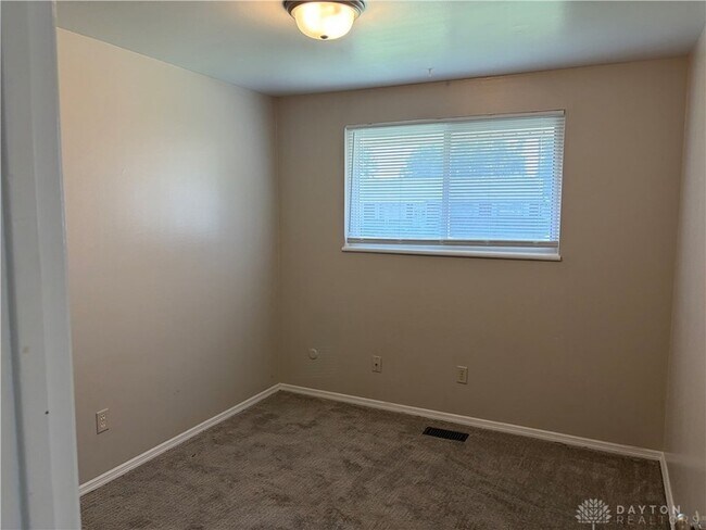 Building Photo - 7280 Cedar Knolls Dr