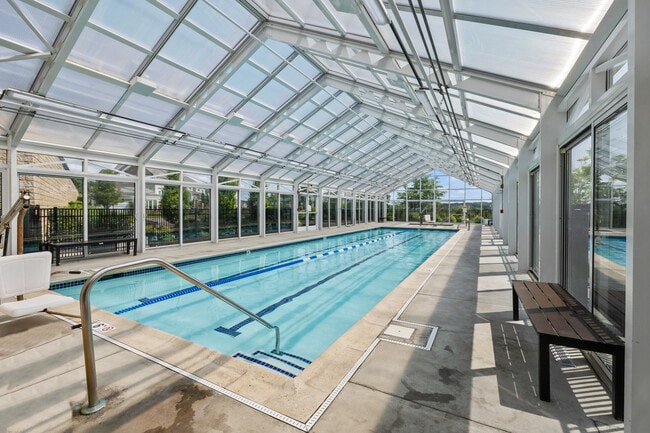 Building Photo - 35 Moorland Dr