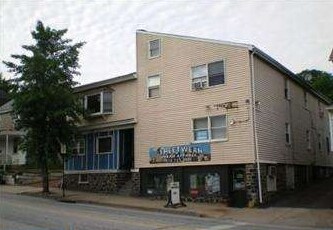 Primary Photo - 147 N Main St