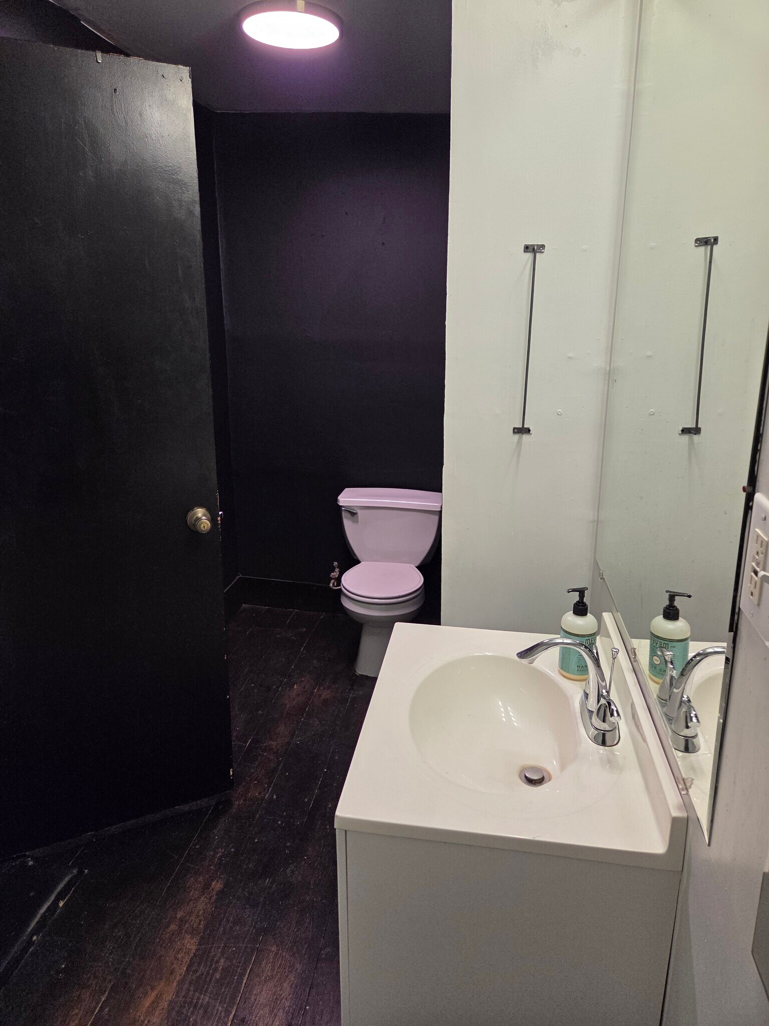 Building Photo - 954 N 8th St