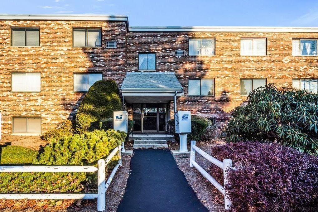 Building Photo - 65 Milliken Ave