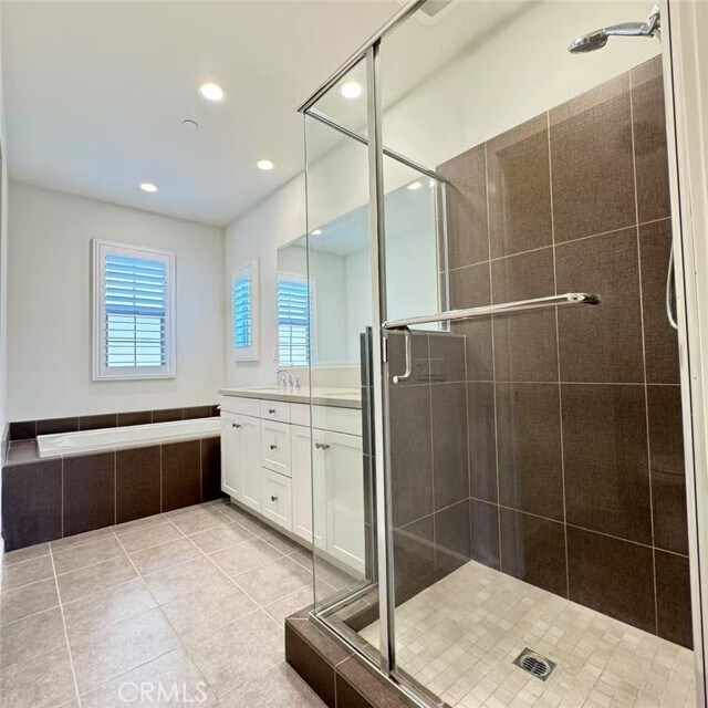 Building Photo - 102 Holly Springs