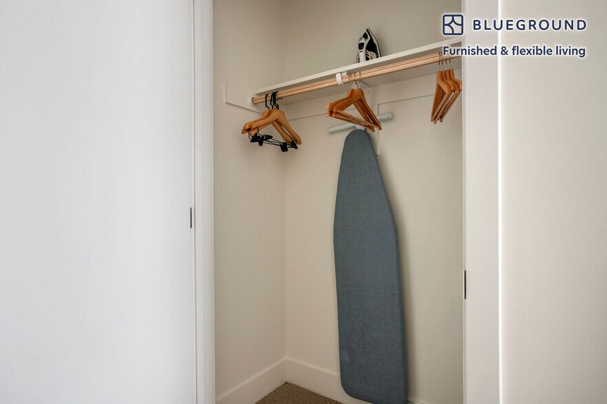 Building Photo - 3998 E Hardy St