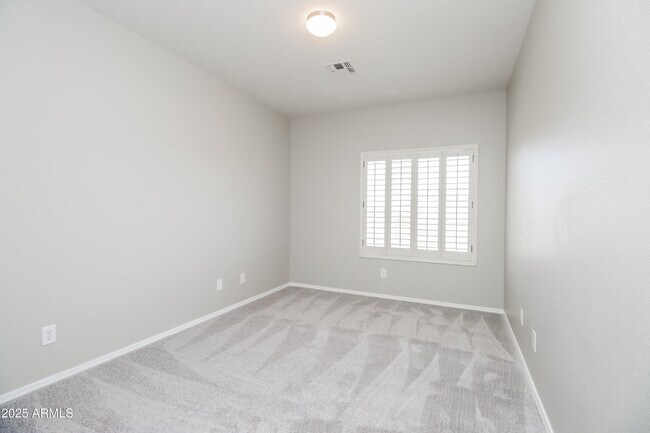 Building Photo - 13284 W Gelding Cir