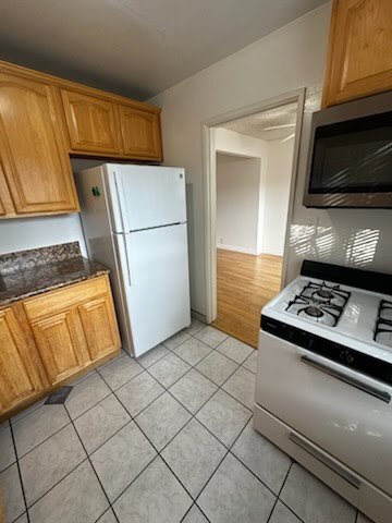 Building Photo - 410 S Sierra Madre Blvd