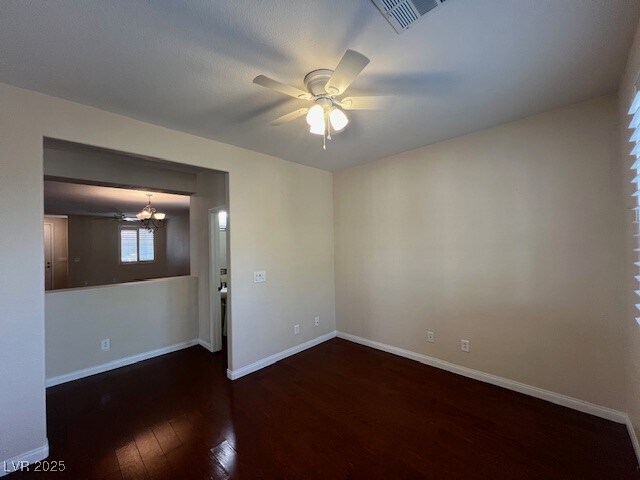 Building Photo - 18 Blue Valley Dr