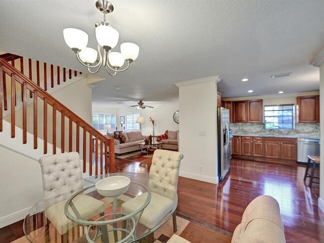 Building Photo - 9113 Vineyard Lake Dr