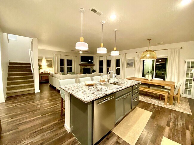 Building Photo - Beautiful 4 Bedroom, 4 Car Garage With Small Trailer Parking in Star